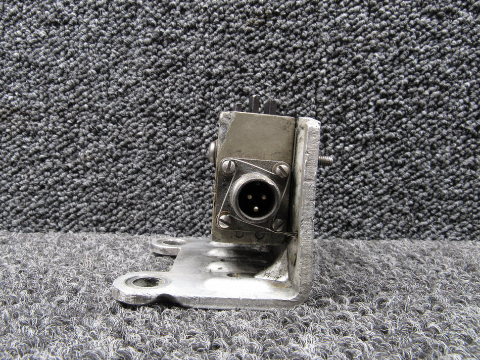 4E1311-2 BF Goodrich Prop De-Ice Block with Bracket (Worn Brush)