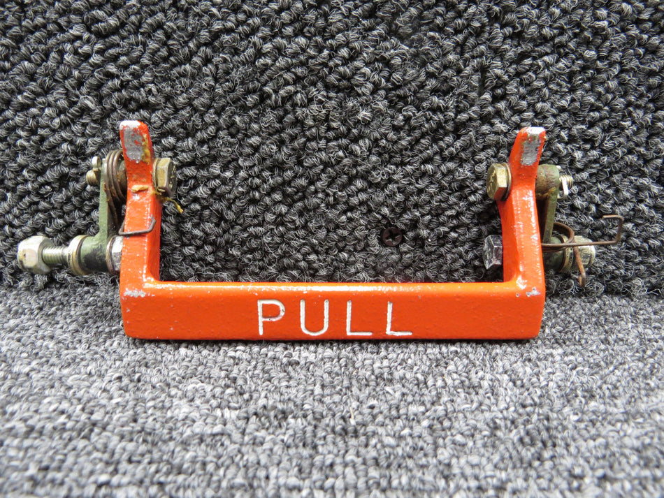 82785-002 (Cast: 46930-40E) Piper PA46-350P Emergency Door Handle