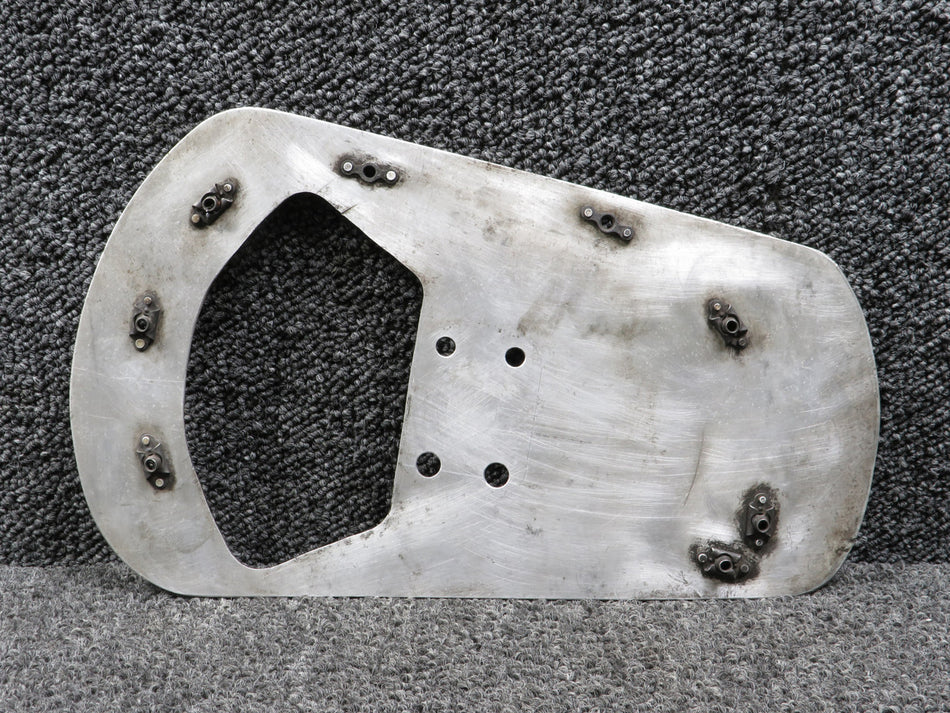 0741046-7 Cessna 172G Main Landing Gear Mounting Plate LH