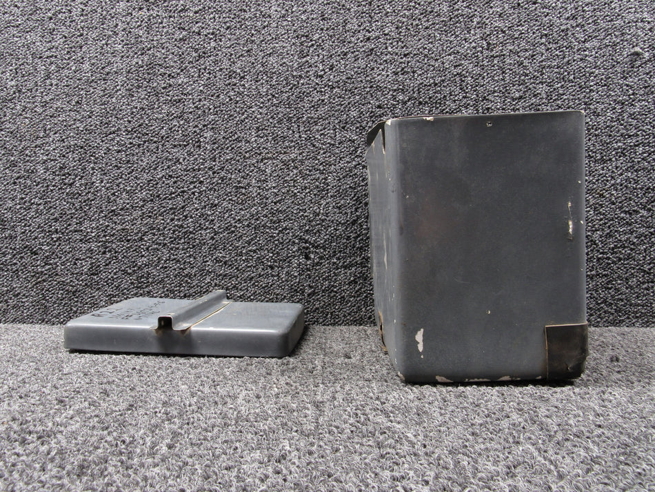 A955-5, A955-7 Robinson R22 Battery Box Assembly with Cover