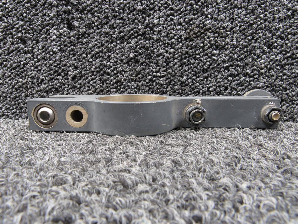A203-5 Robinson R22 Swashplate Yoke Half Assembly (Set of 2)