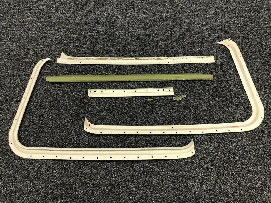 0710026-8, 0710026-10, 0710113-8 Cessna 180 RH Lwr, Fwd Window Retainer