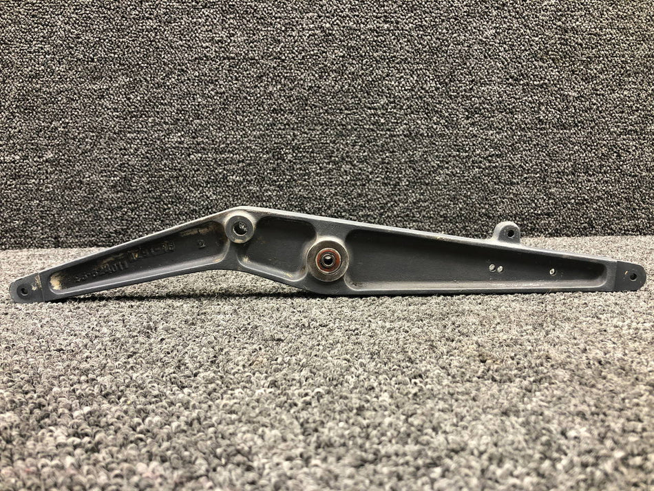 95-524011-1 (Use: 002-524024-31) Beechcraft E-55 Elevator Push-Pull Bellcrank