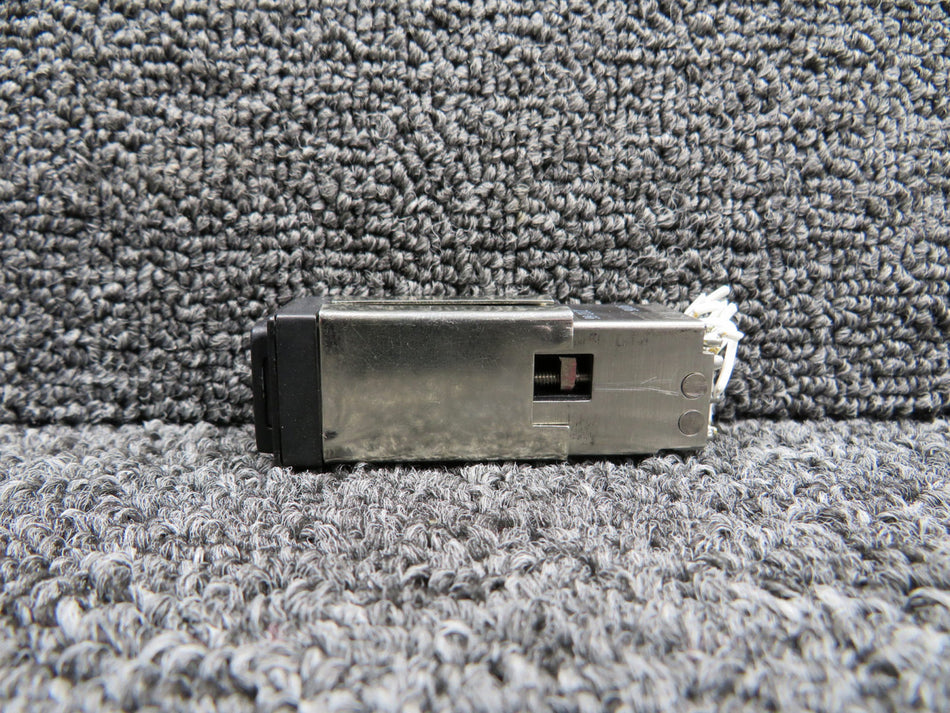 M22885-90-212 (Alt: 32245-99-212) Aerospace Computer Monitor Annunciator Switch