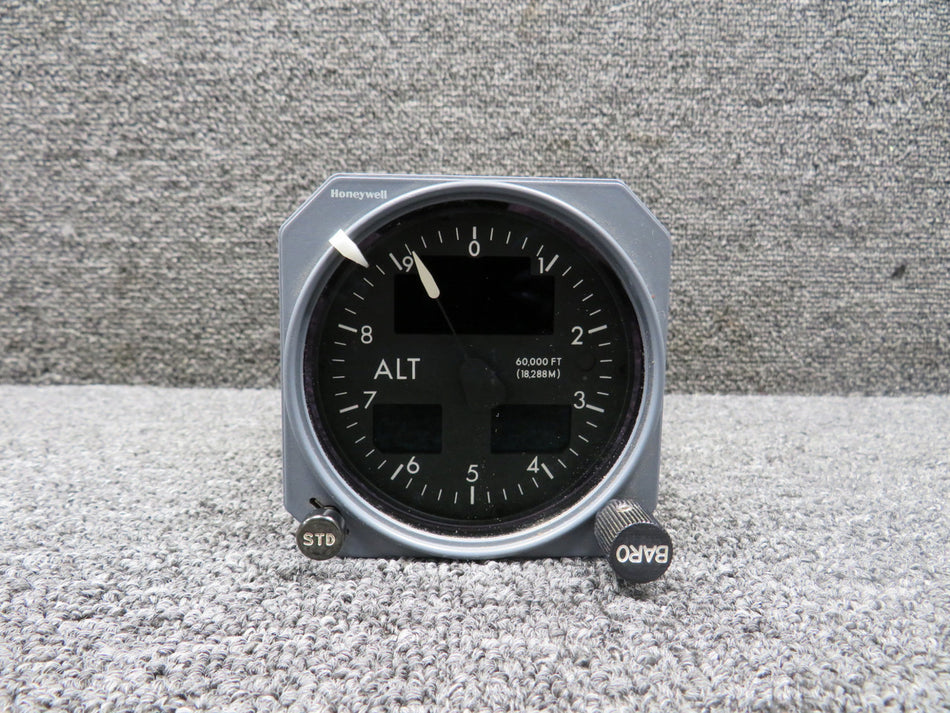 70310N01D01 Honeywell BA-250 Barometric Altitude Indicator, 28V (Core)