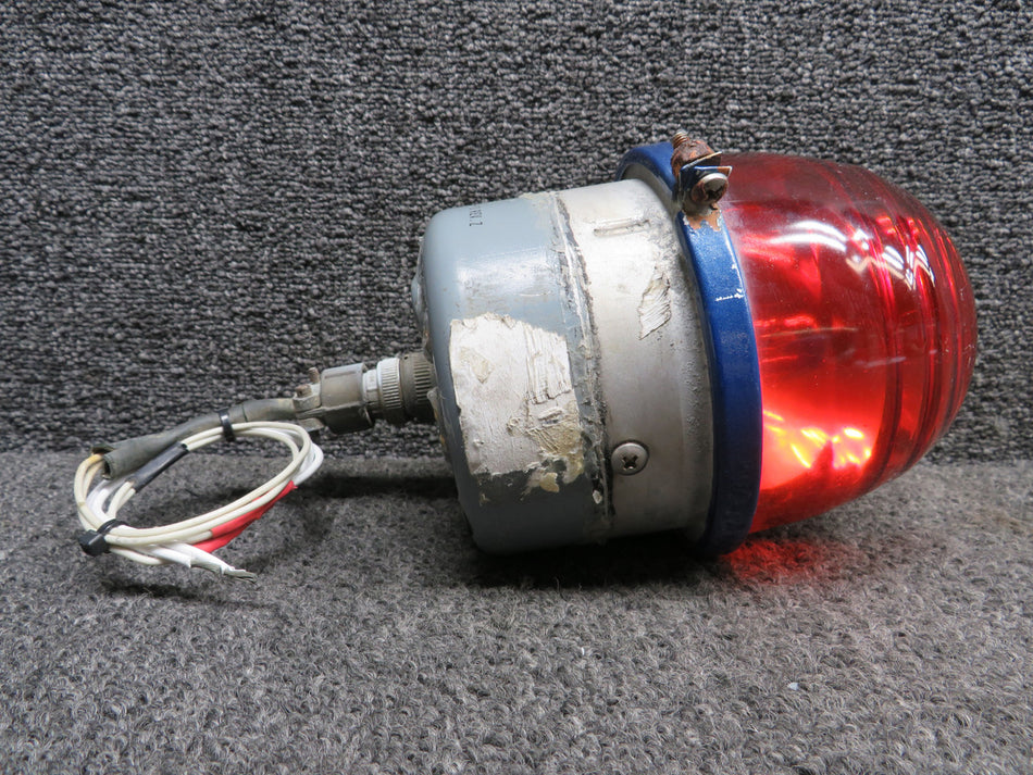 C621002-0107 Cessna 310Q Lower Fuselage Beacon Light Assembly (Volts: 28)