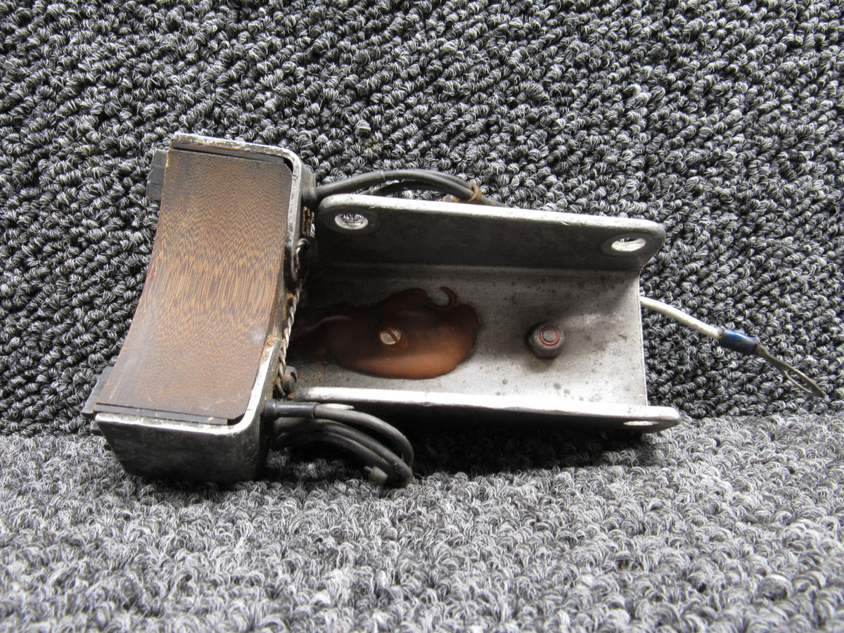 MO09222025EC-08MB