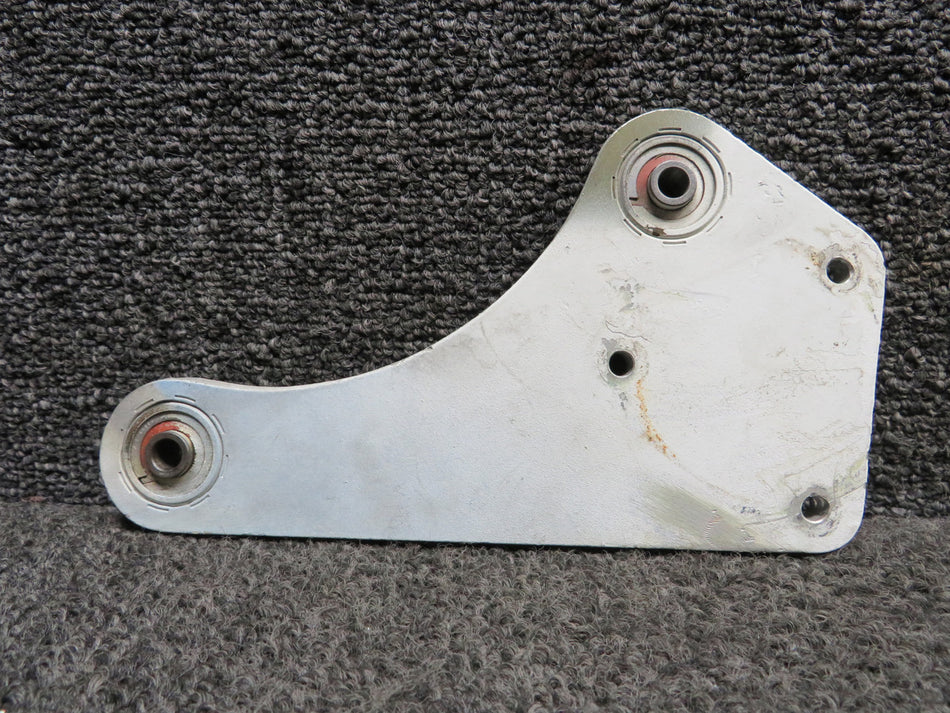 0832000-33 Cessna 310Q Elevator Bellcrank Assembly