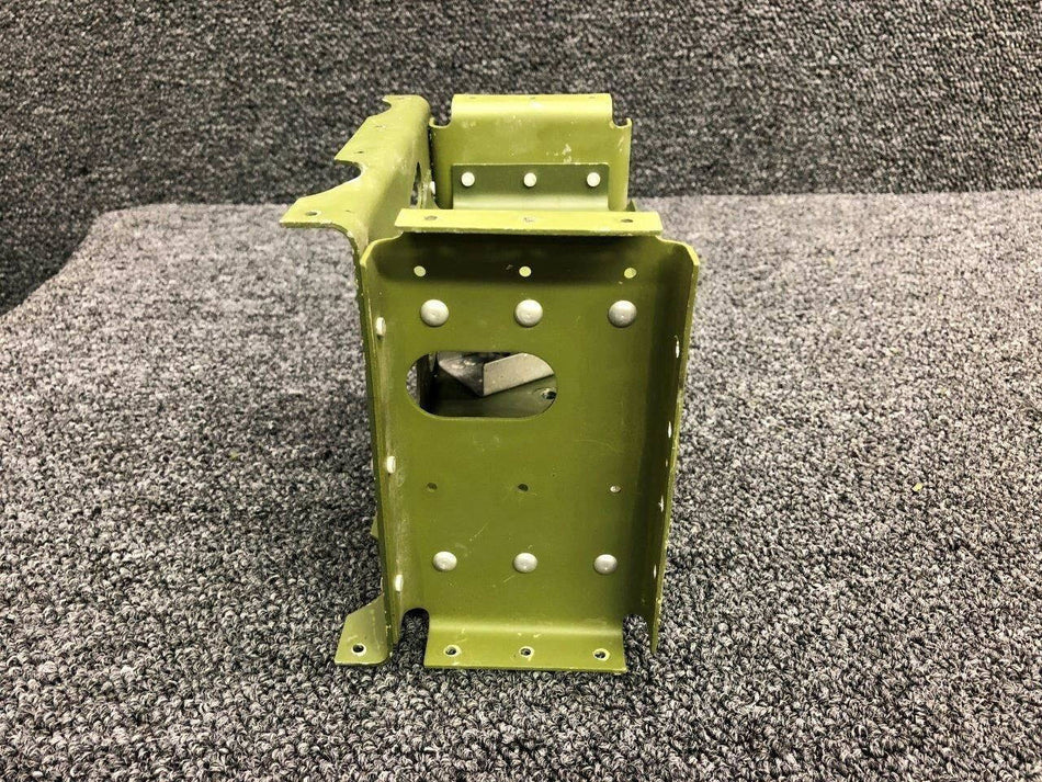 0510135-7 Cessna 180J Support Control Tee