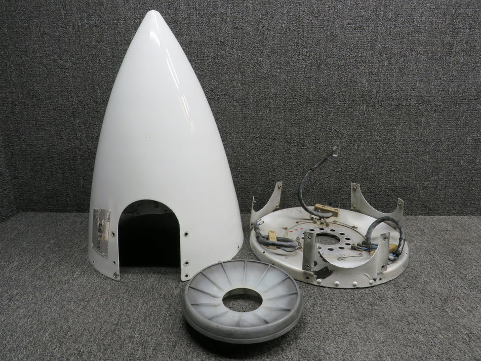 D3651, D3925, C3862 Cessna 310Q Spinner & Bulkhead Propeller with De-Ice