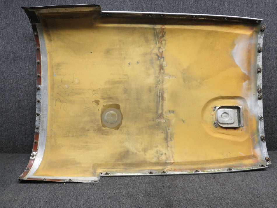 0851180-200 Cessna 310Q Engine Cowling Assembly RH