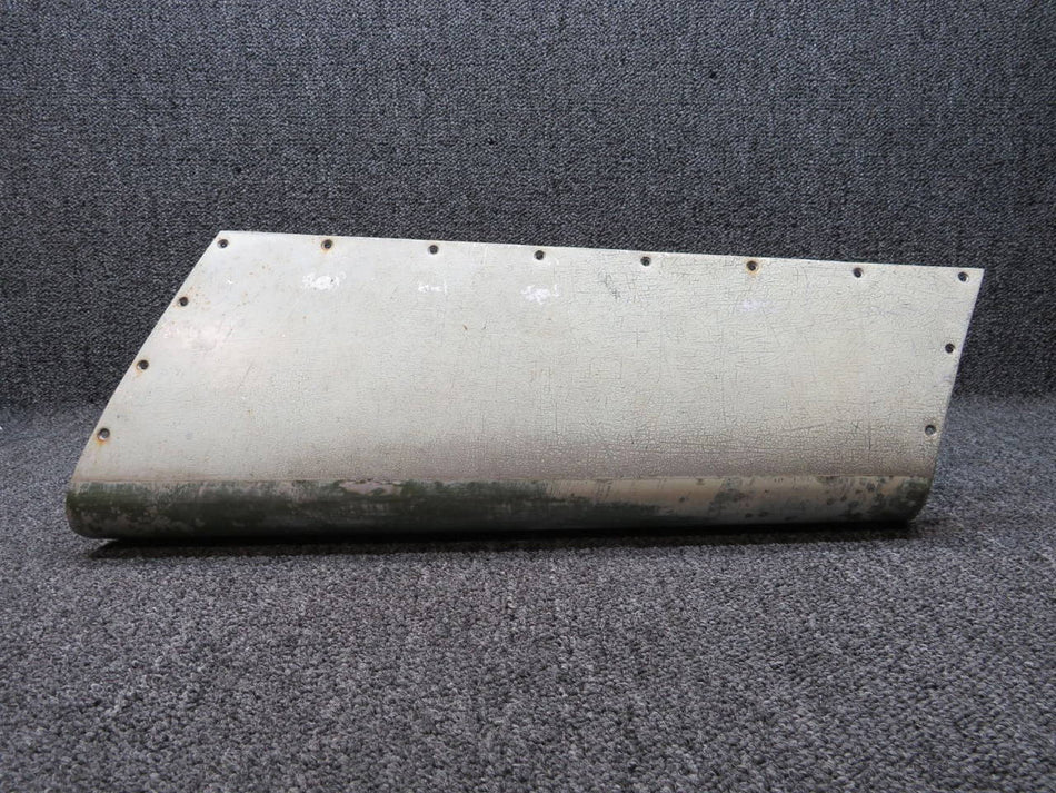 40626-000 Piper PA-31T Leading Edge Access Panel LH (Colored) (C20)