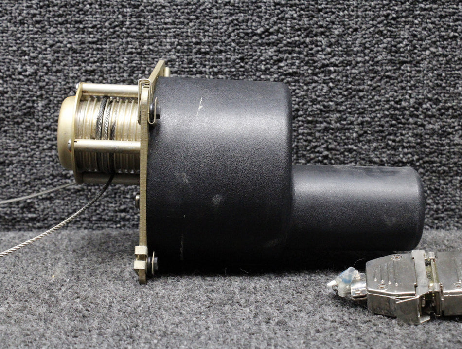 0107-9-P4 S-Tec Autopilot Pitch Servo Assembly with Cable