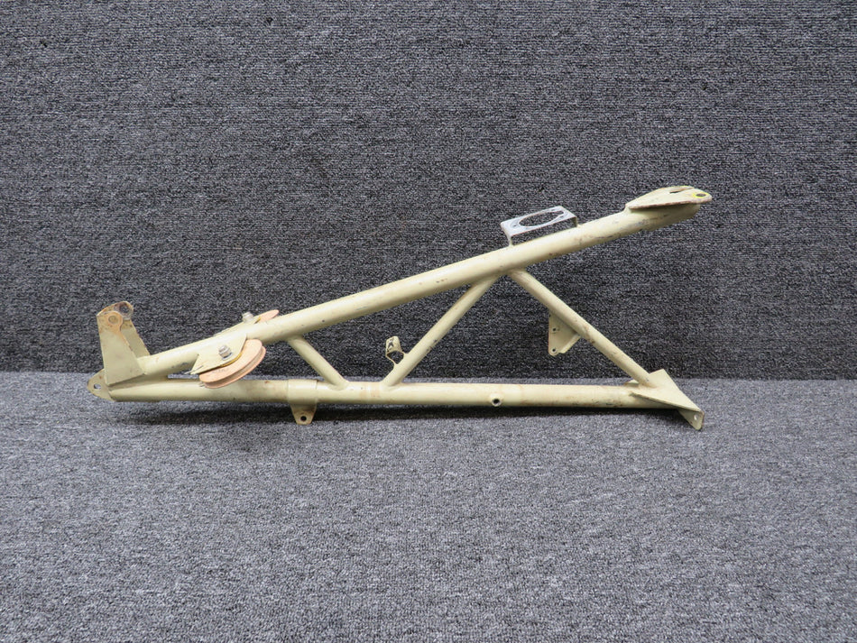 22697-007 Piper PA-30-160 Main Spar Center Support Angle Attachment