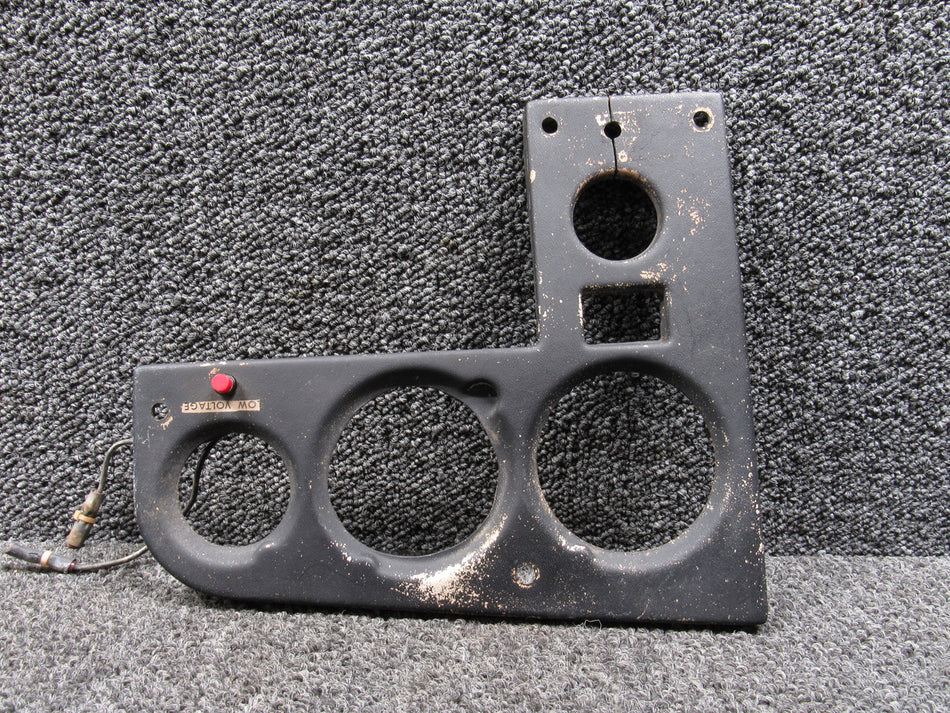 0413577-4 (Alt: 0413577-4-279) Cessna Cover Panel