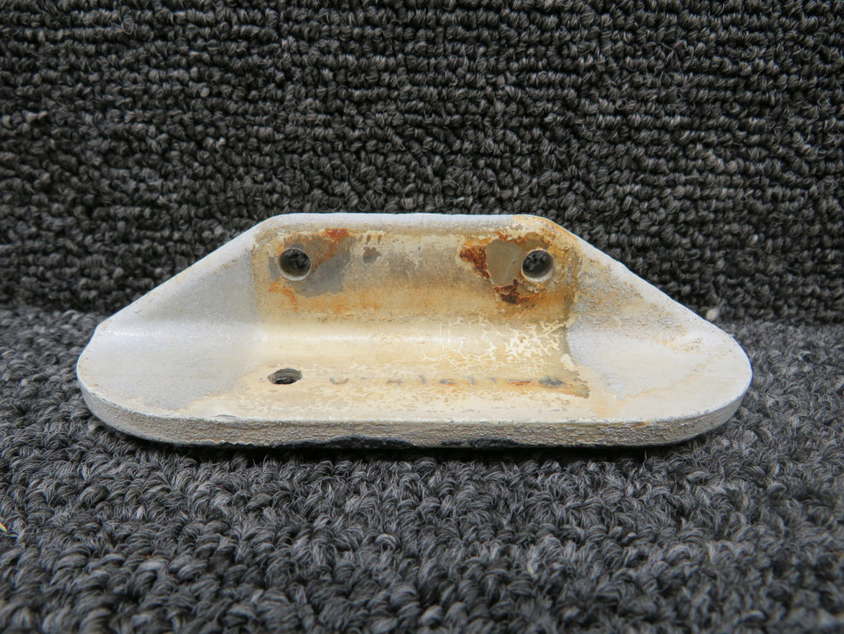 0541211-495 Cessna 152 Main Landing Gear Step RH