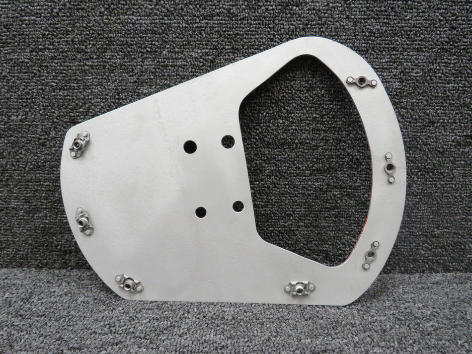 0741046-7 Cessna 172G Main Landing Gear Plate LH