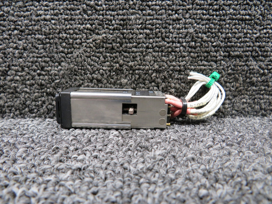 M22885-90-212 (Alt: 32245-99-212) Aerospace Full Annunciator Switch