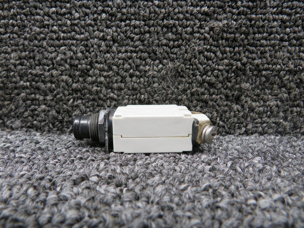 7274-2-5 (Alt: MS26574-5) Klixon Circuit Breaker – BAS Part Sales
