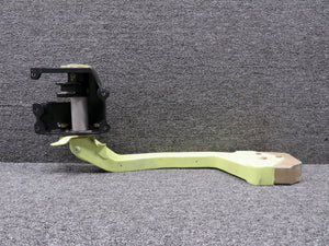 25-8CF131-3A Hawker BAE 125-800A Elevator G Weight Assembly