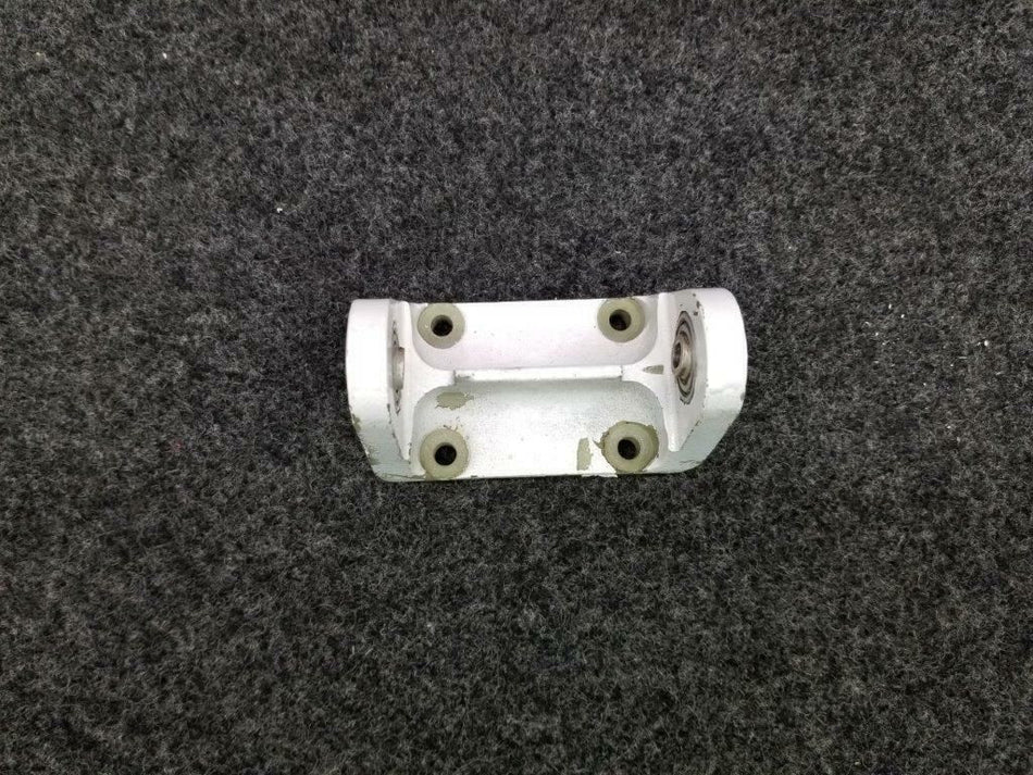 95-610012-15 (Alt: 95-610012-25) Beechcraft Elevator Hinge Assembly