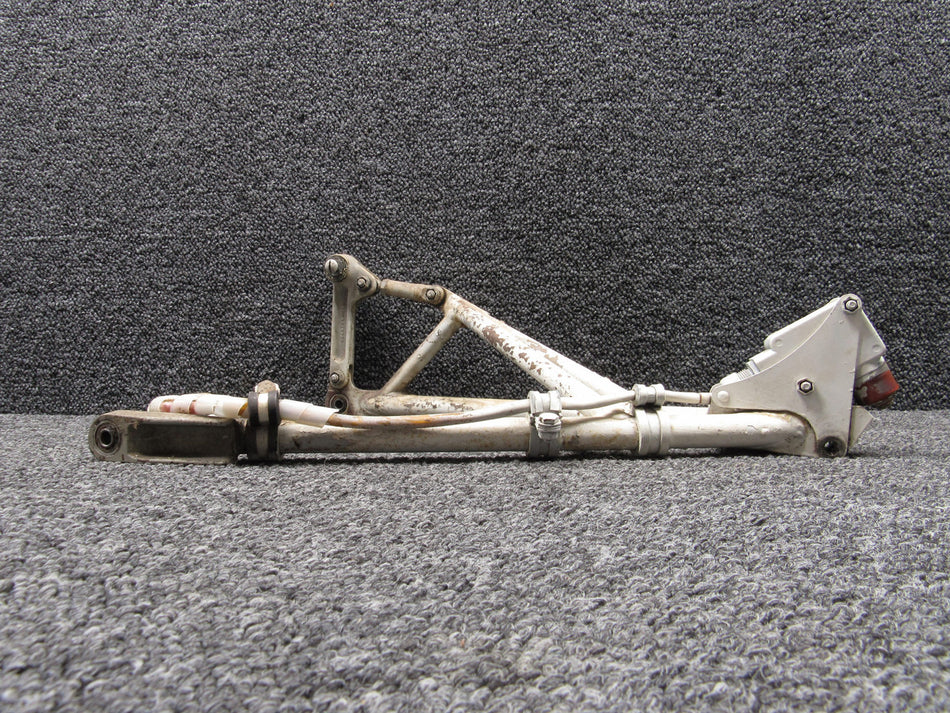 0842000-70 Cessna 310G Nose Landing Gear Truss Assembly with Micro Switch