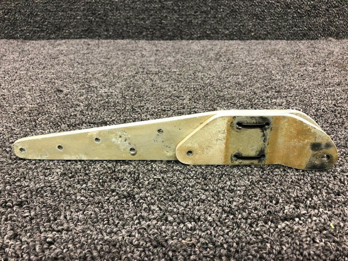 3917-8 / 3916-8 (USE: 350061-8 / 350060-8) Mooney M20C Fitting Tail Attach RH BAS Part Sales | Airplane Parts