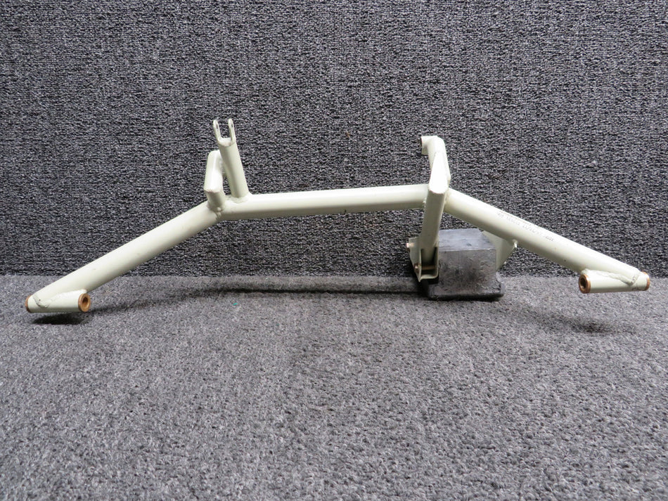 710065-503, 710082-001 Mooney M20M Control Wheel Yoke with Counterweight