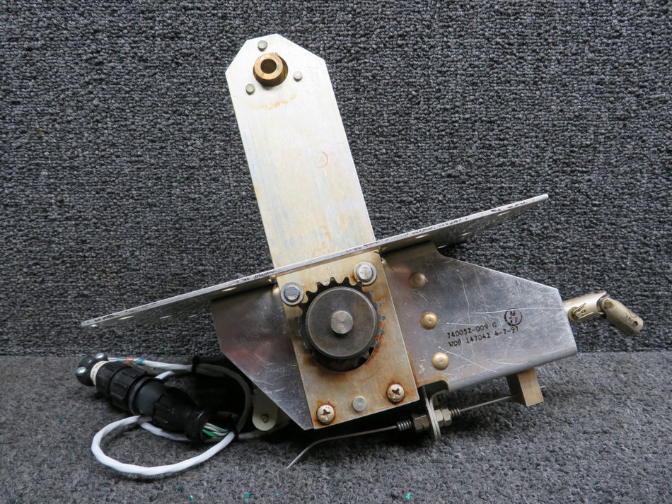 740225-505 Mooney M20M Stabilizer Trim Control Assembly (Minus Chain)