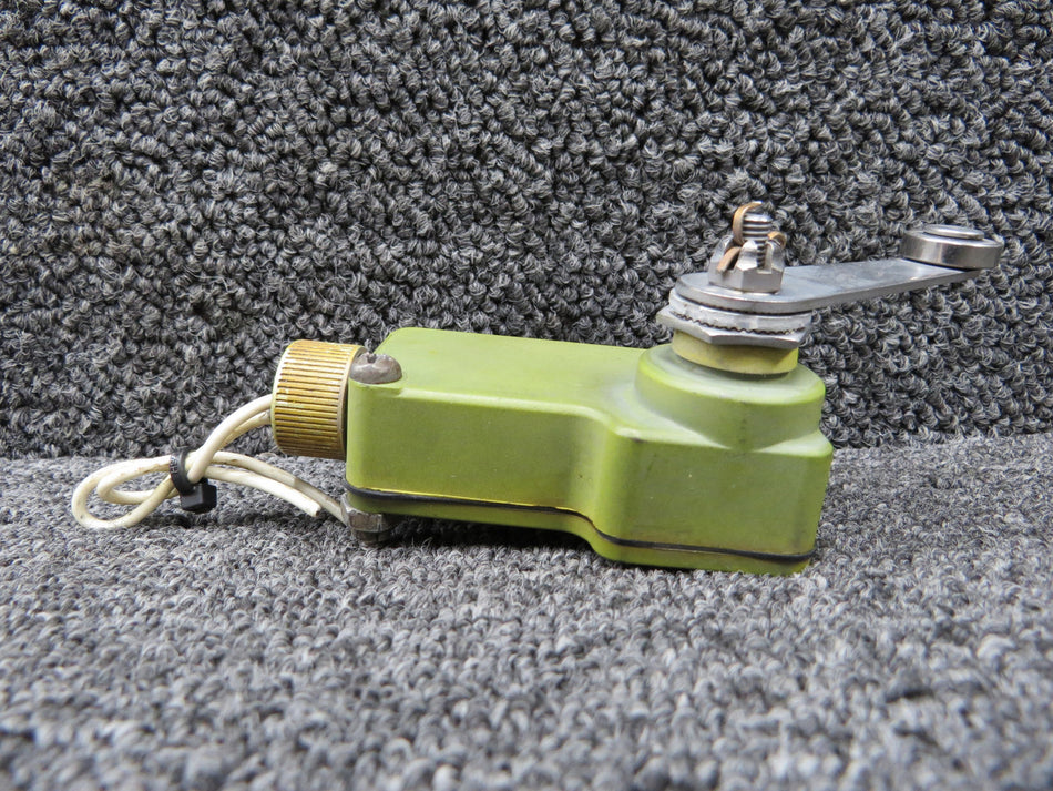 1VA49 (Use: IVA49) Micro Switch Main Gear Uplock Switch RH