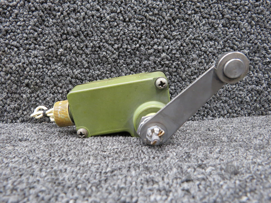 1VA49 (Use: IVA49) Micro Switch Main Gear Uplock Switch RH