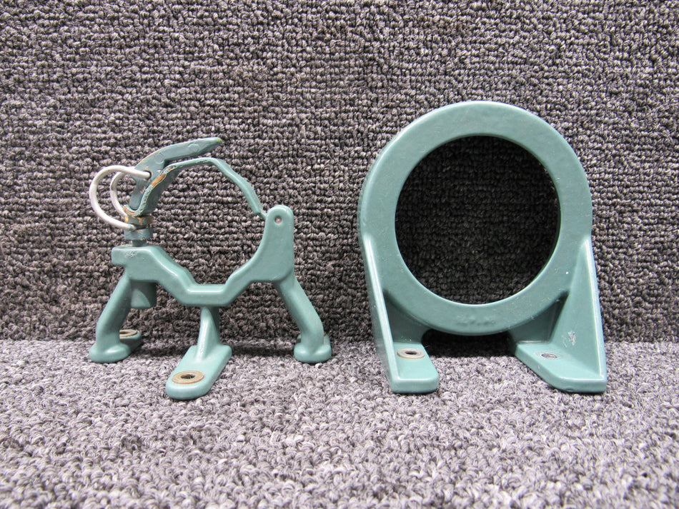 Hawker BAE 125-800A Oxygen Bottle Port Bracket