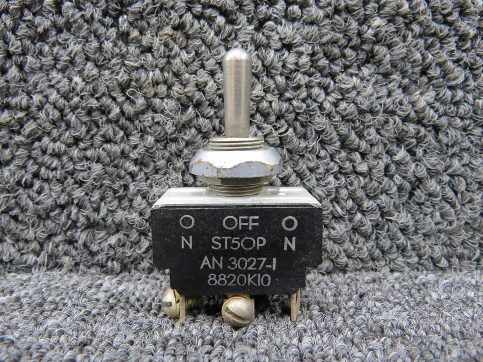 AN3027-1 (Alt: MS35059-21) Cutler-Hammer Toggle Switch