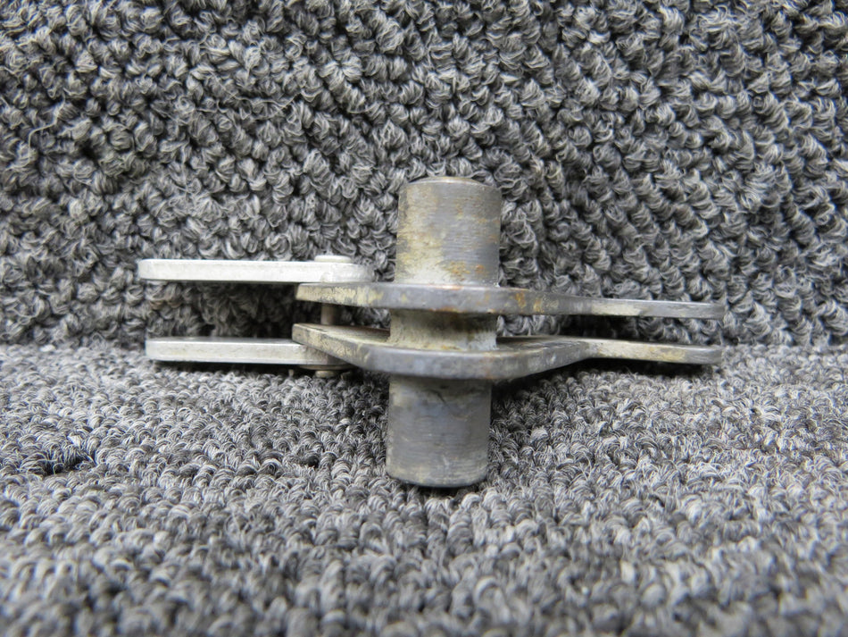 1241027-1, 1241025-1 Cessna 210 Main Gear Uplock Bellcrank with Links