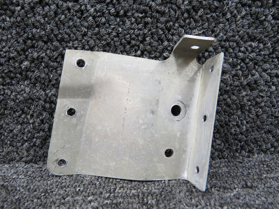 0712302-1 Cessna 210 Horizontal Stabilizer Hinge Bracket LH
