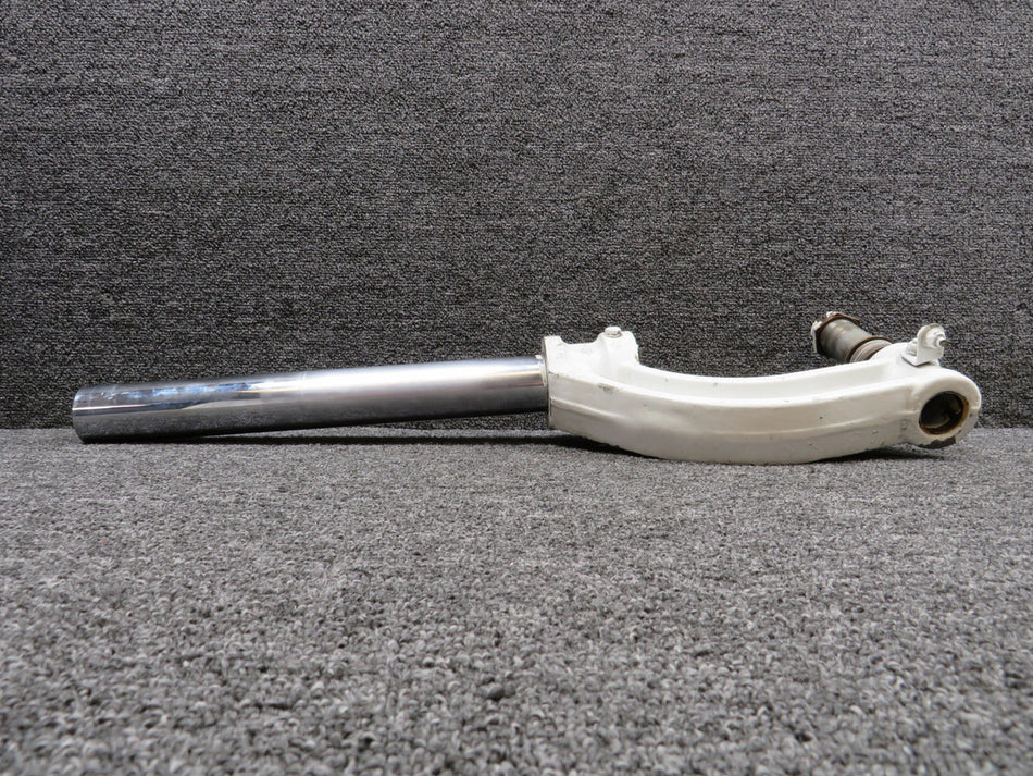 35-825195-603 (Cast: 35-810169) Beechcraft C55 Nose Gear Strut Assembly