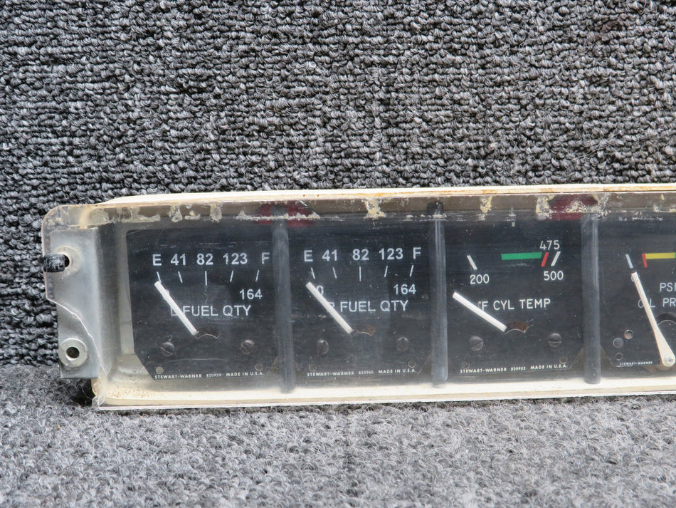 436410-P10 Stewart Warner Instrument Gauge Cluster Assembly (Damage)