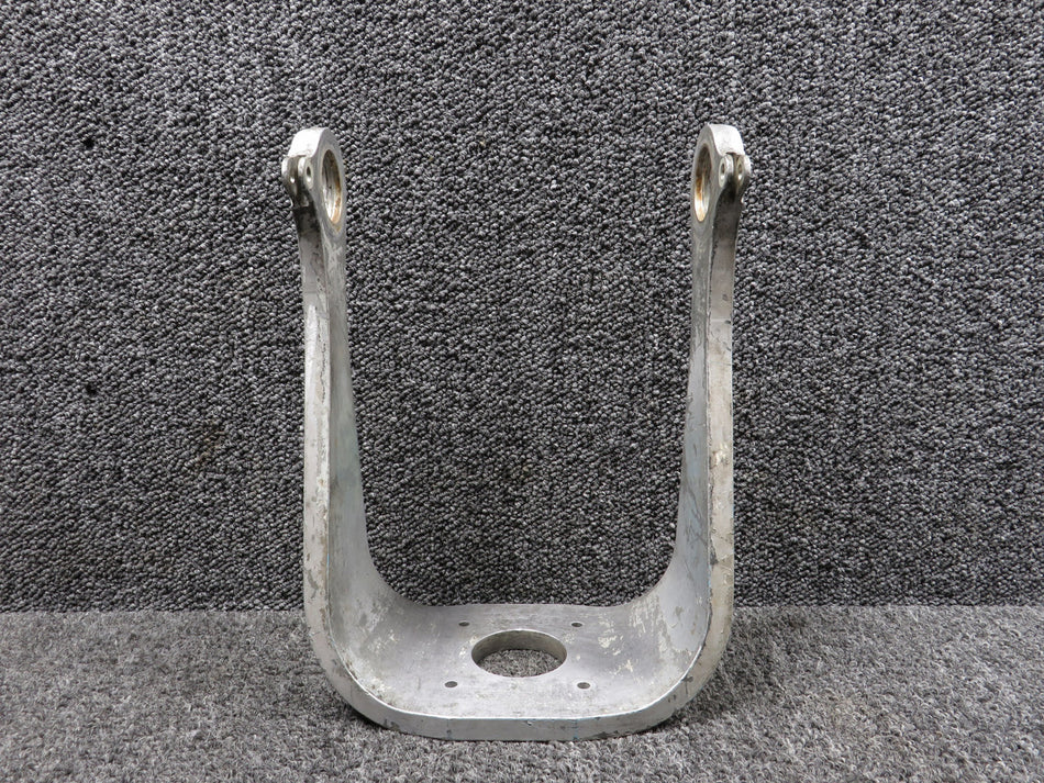 0842000-30 Cessna 310B Nose Gear Yoke
