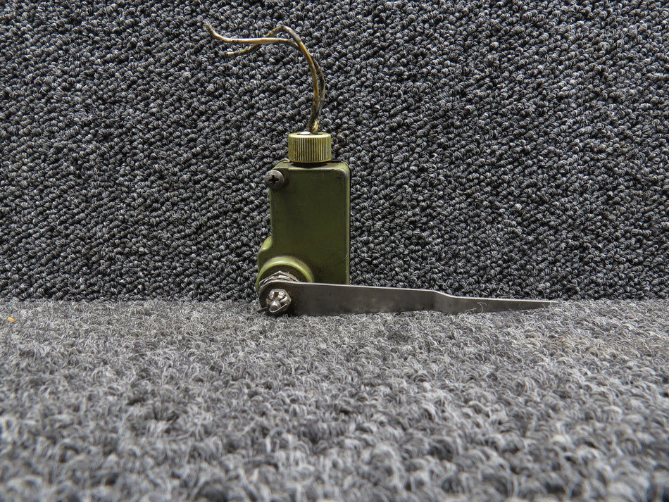 1VA49 Cessna 210 Micro Switch