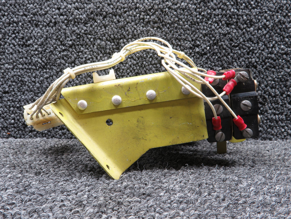 002-364013-35 Beechcraft A36 Landing Gear Limit Switch Assembly