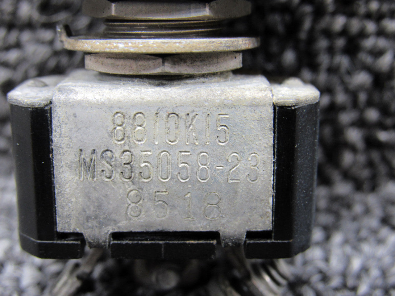 8810K15 (Alt: MS35058-23) Cutler-Hammer Toggle Switch – BAS Part Sales
