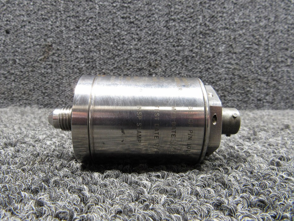 124101 (Alt: 101-389023-1) Edcliff Instruments 4-901 Pressure Transducer