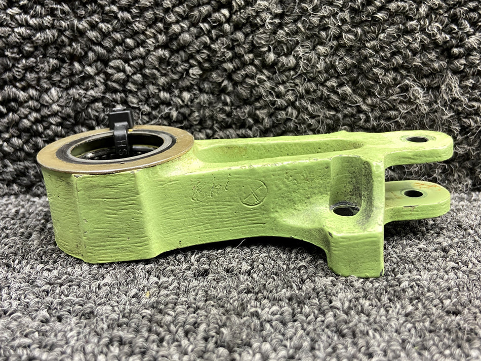 002-524012-1 Beechcraft A36 Inboard Pilot, Co-Pilot Rudder Pedal Control Arm