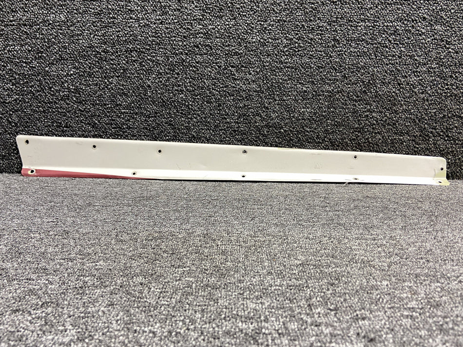 002-440000-64 Beechcraft A36 Horizontal Fillet RH