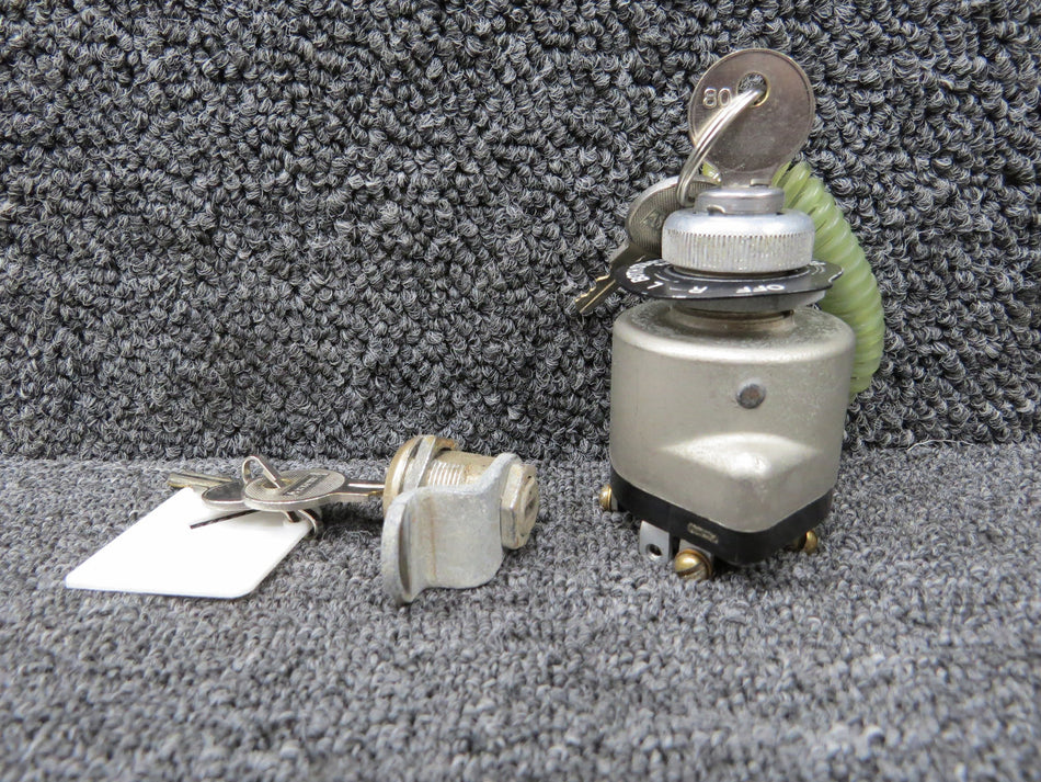 10-357210-1C Bendix Ignition and Cabin Door Lock Set with Keys