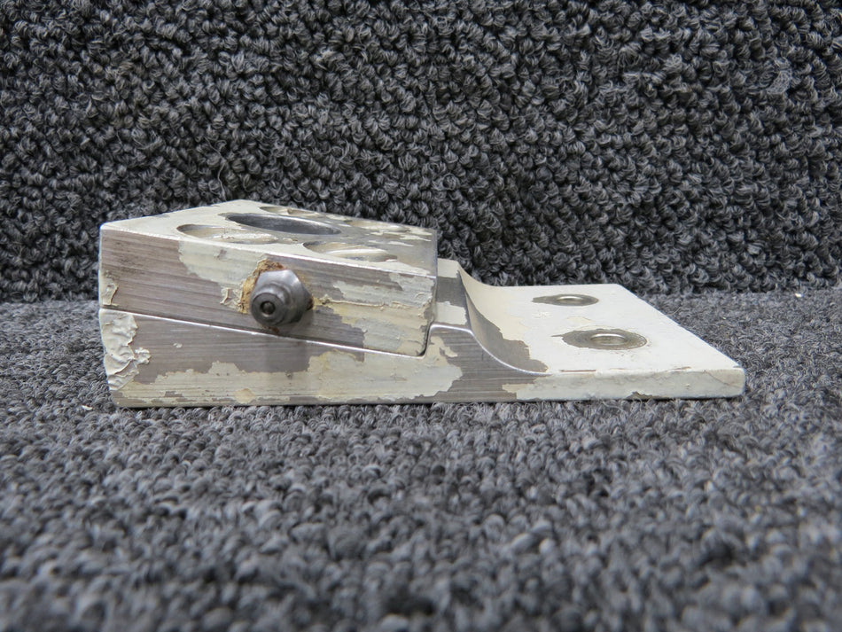210067-009, 210067-008 Mooney M20K Main Gear Attach Bracket with Fitting RH