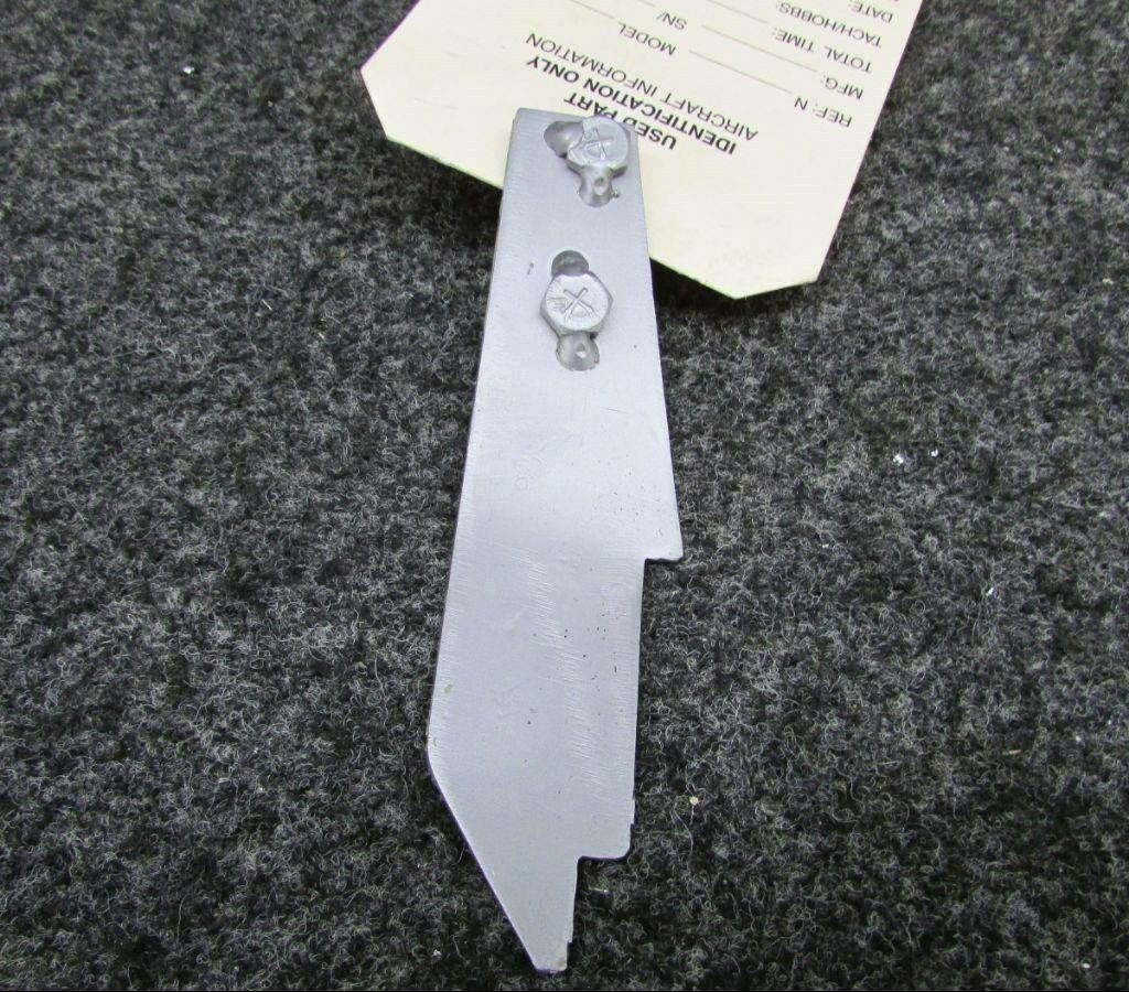 2133B-4 Maule M5-235C Latching Half RH BAS Part Sales | Airplane Parts