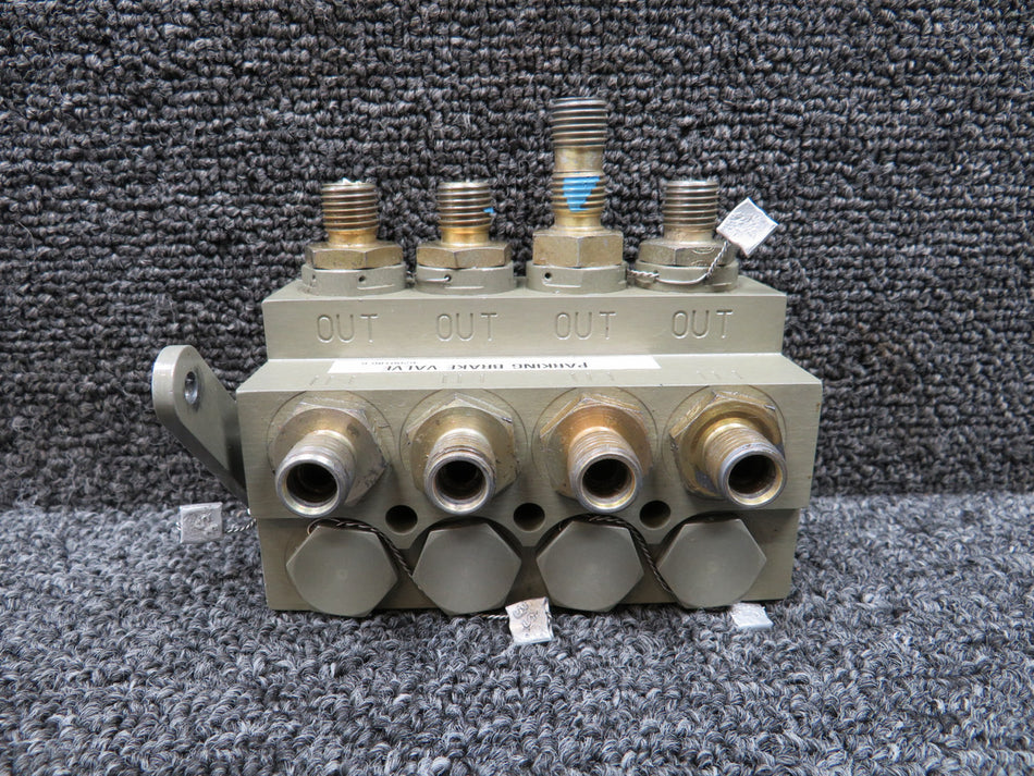 67600 (Alt: 9914098-2) Sterer Parking Brake Valve