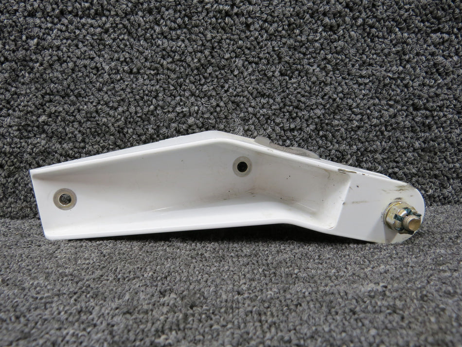 33304-001 Cirrus Vision Jet SF50 Middle Flap Hinge LH