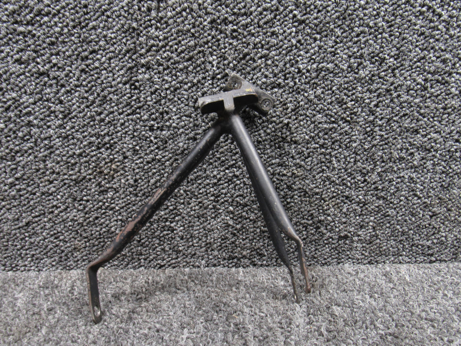 24170-000 Piper PA30 Control Bracket